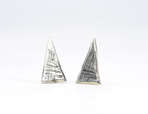 Basic Triangle Studs