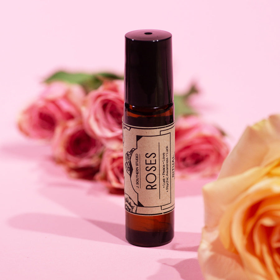 Roses Ritual Oil - For Love, Peace, Lust, Psychic Awareness, Luck
